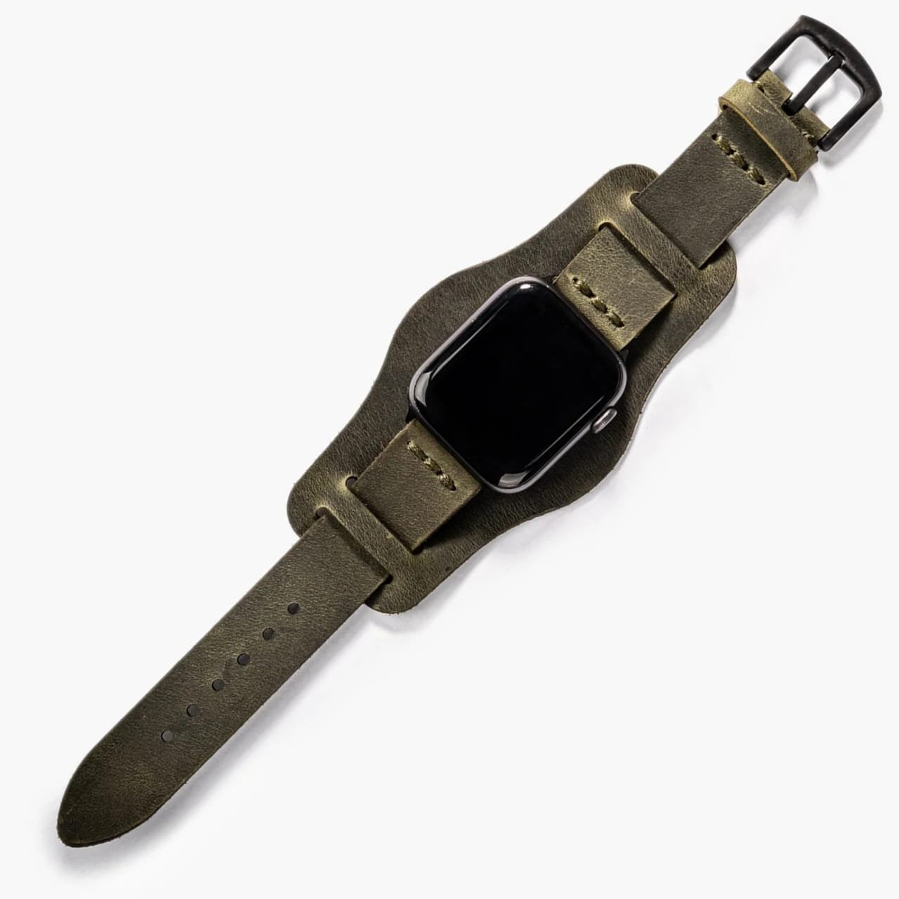 Bund Tek Katlı Apple Watch Deri Kayış – Yeşil, masa üzerinde açık şekilde sergileniyor