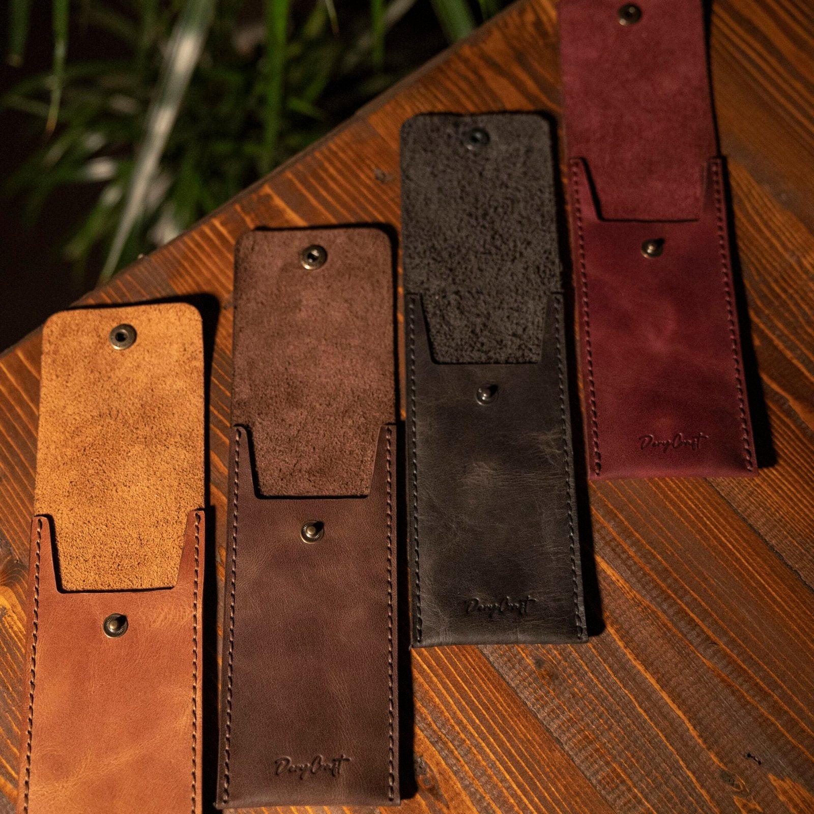 Çıtçıtlı Deri Kalemlik